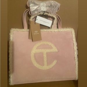 ❤️‍🔥Authentic✨UGG x TELFAR Medium Bag